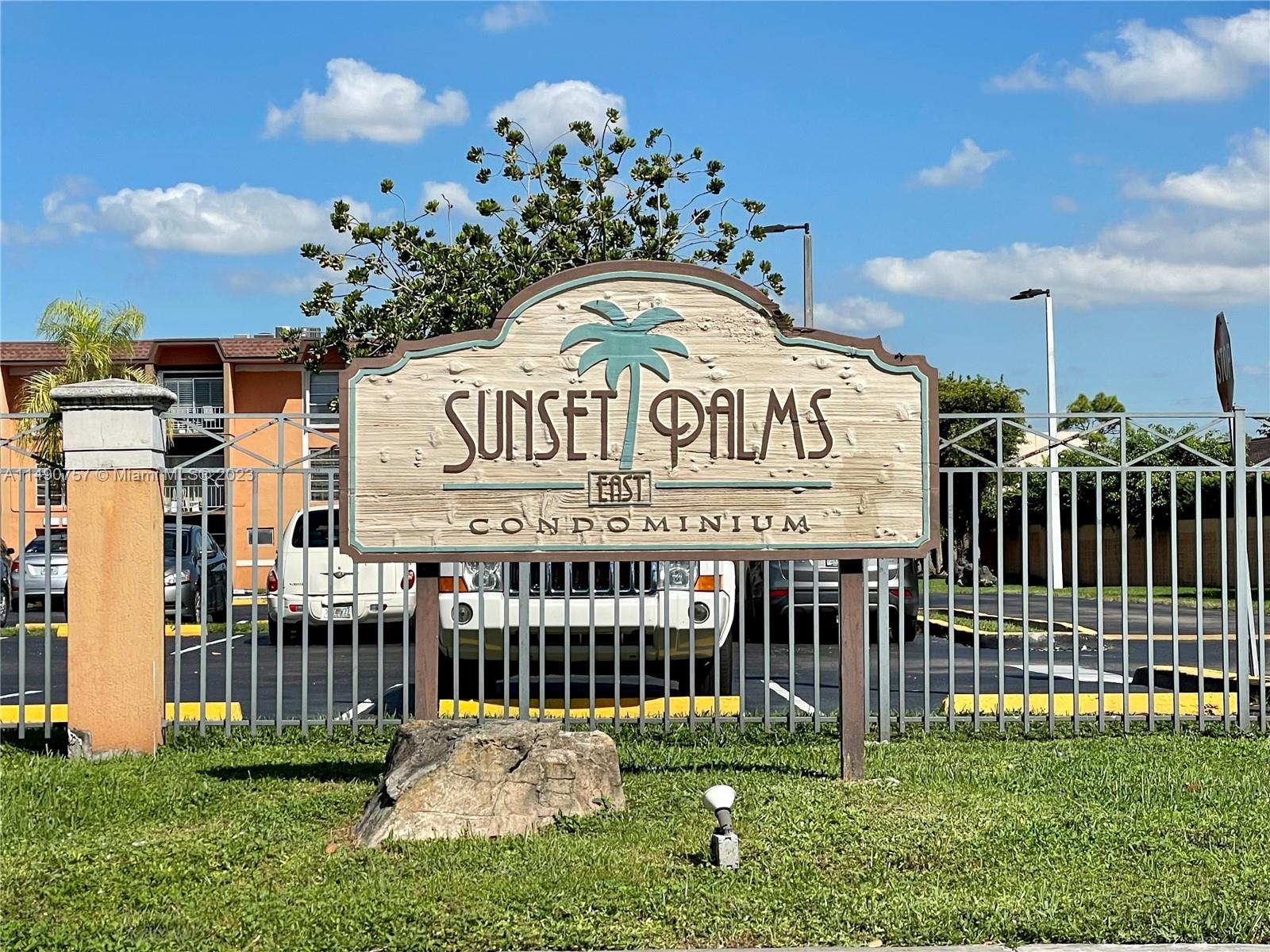 9483 SW 76th St Unit: N2