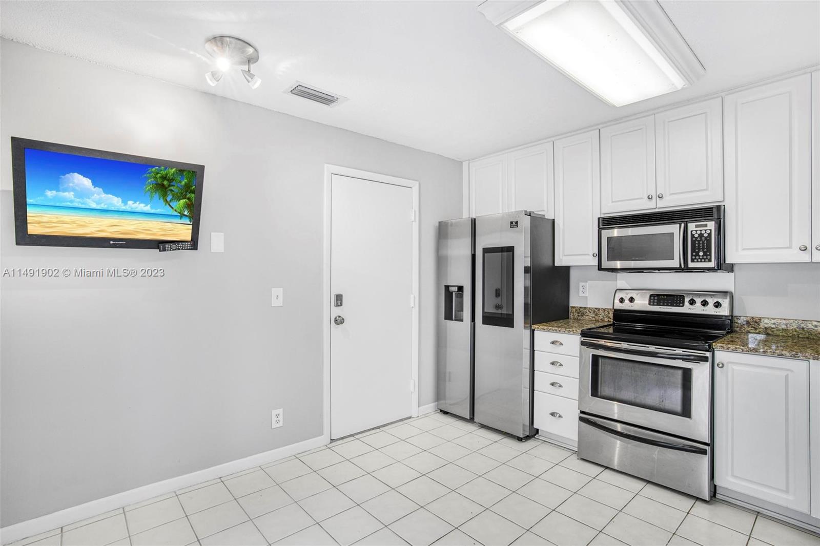 11078 Mainsail Dr Unit: 11078