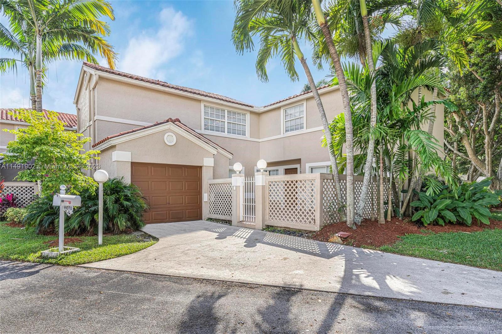 11078 Mainsail Dr Unit: 11078