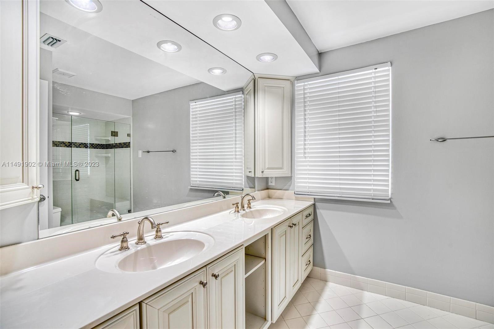 11078 Mainsail Dr Unit: 11078