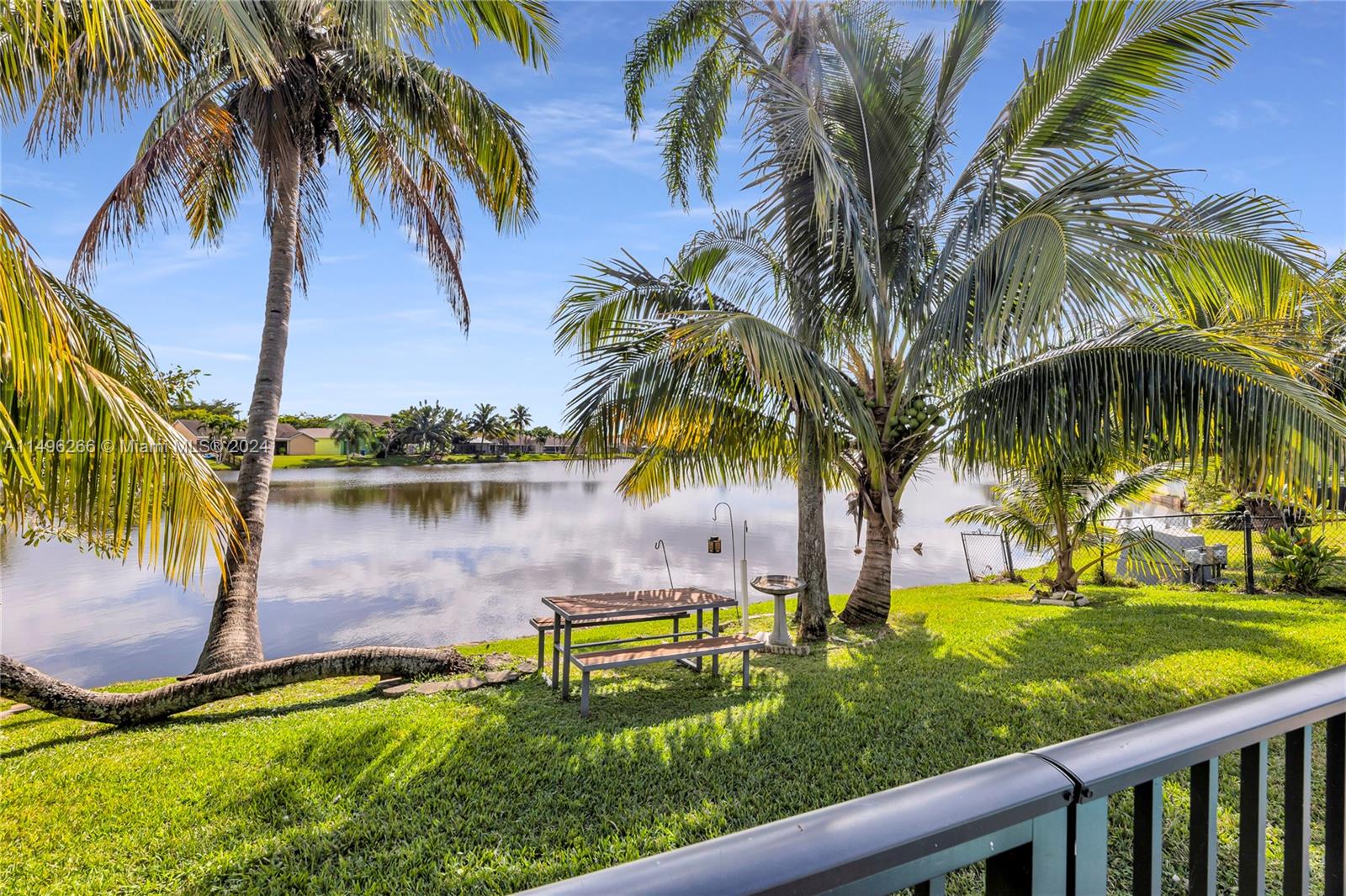 4060 NW 120th Way