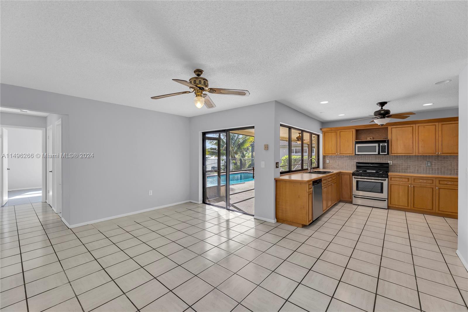 4060 NW 120th Way
