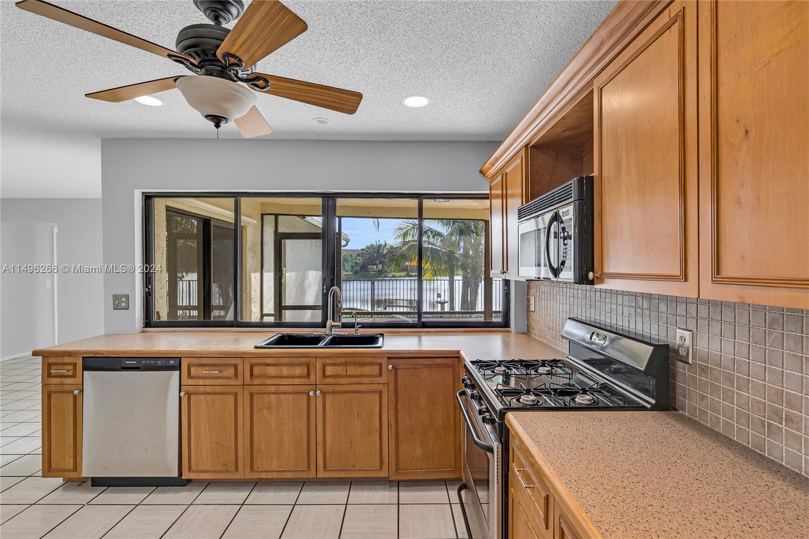 4060 NW 120th Way