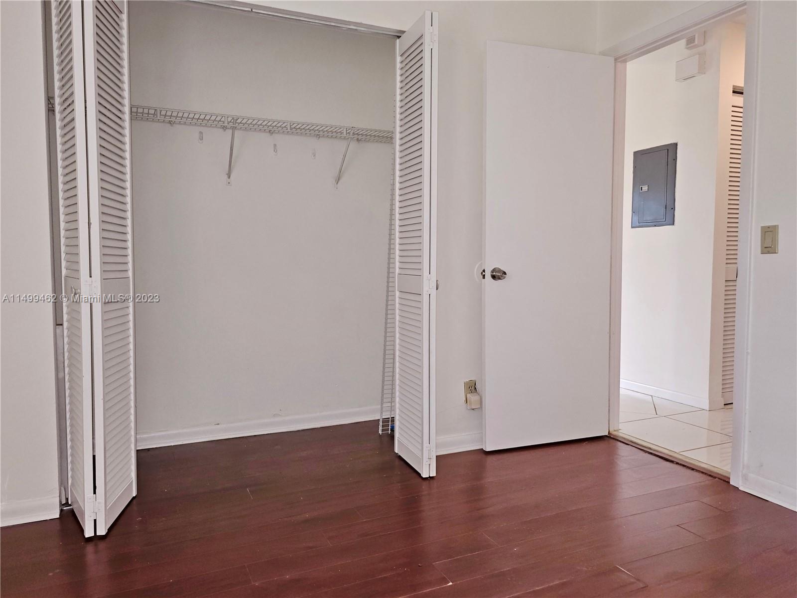 1351 Springside Dr Unit: 1351