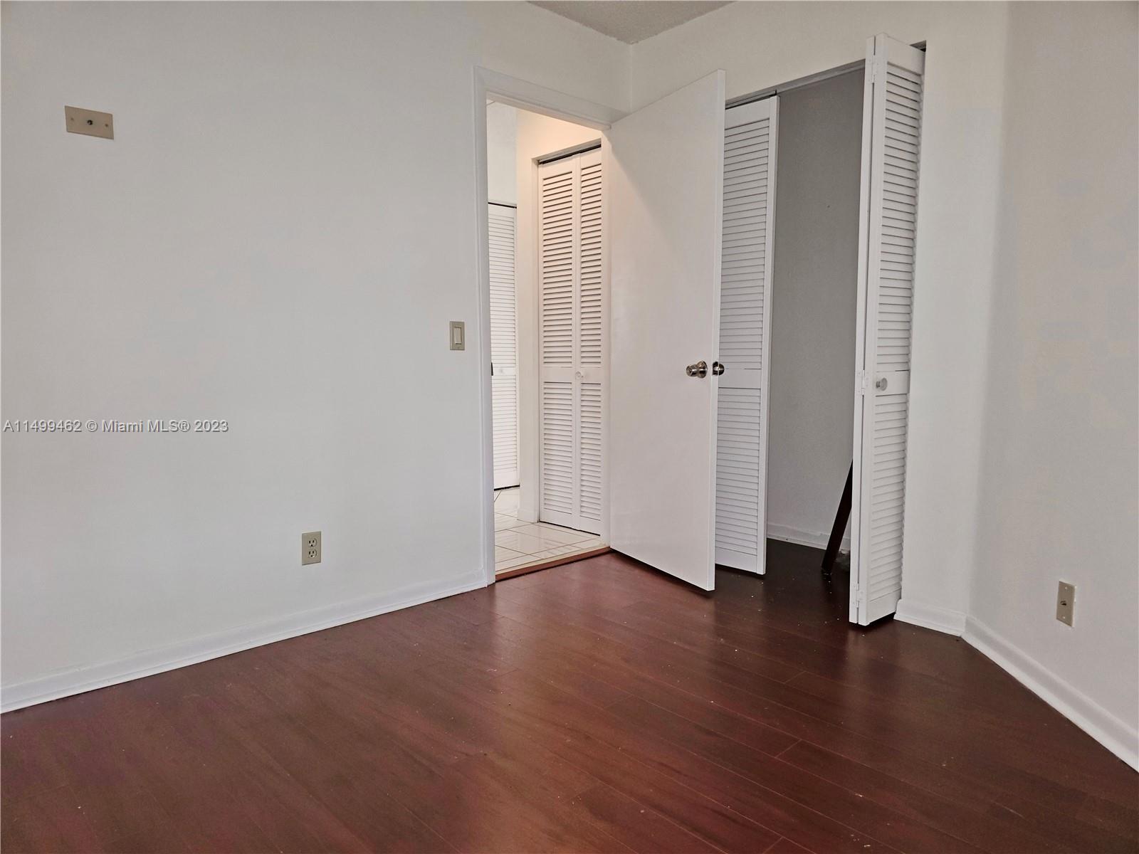 1351 Springside Dr Unit: 1351