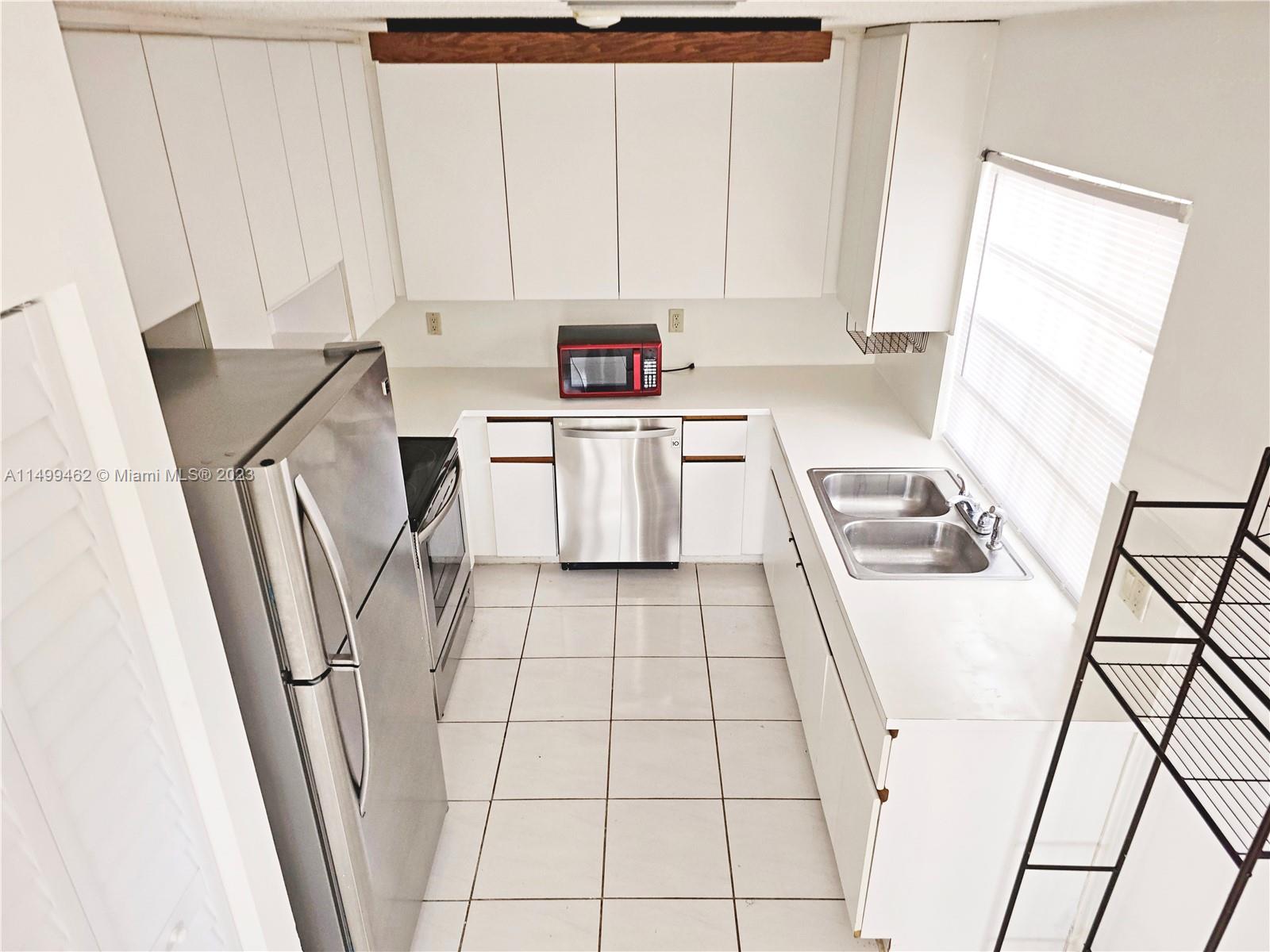 1351 Springside Dr Unit: 1351