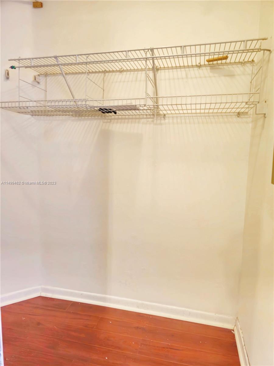 1351 Springside Dr Unit: 1351