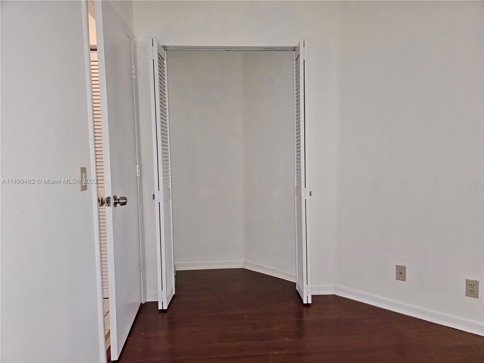 1351 Springside Dr Unit: 1351