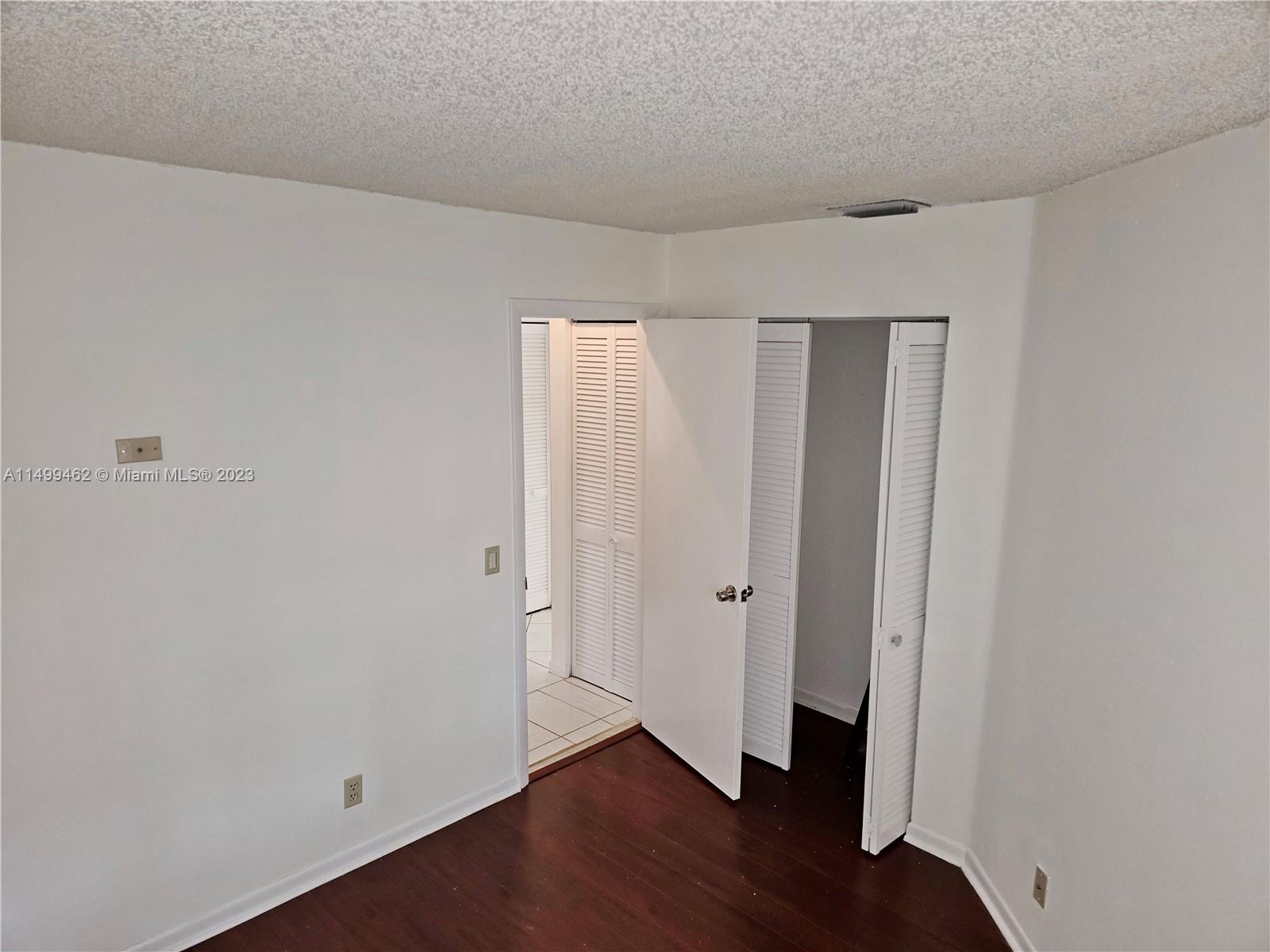 1351 Springside Dr Unit: 1351