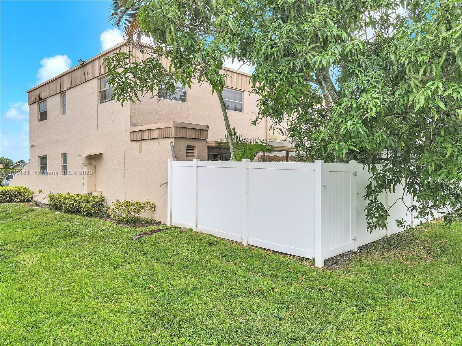 8095 Margate Blvd Unit: H