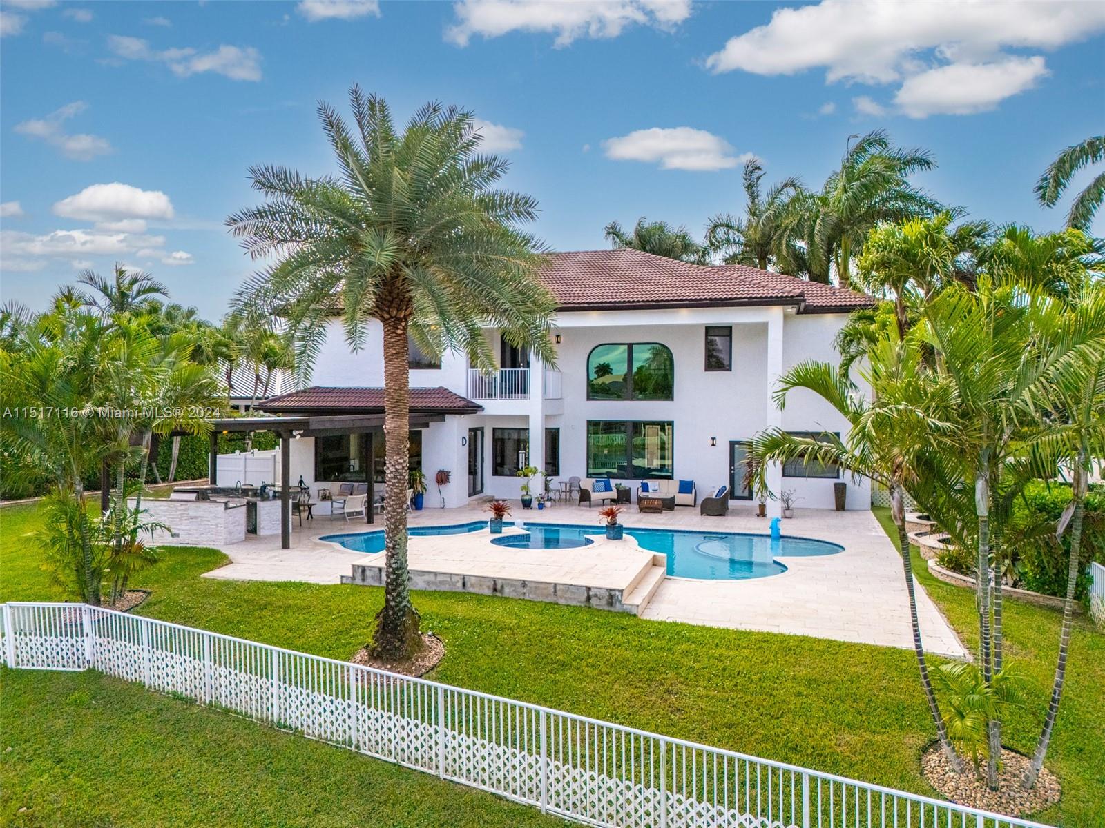 3947 SW 190th Ave