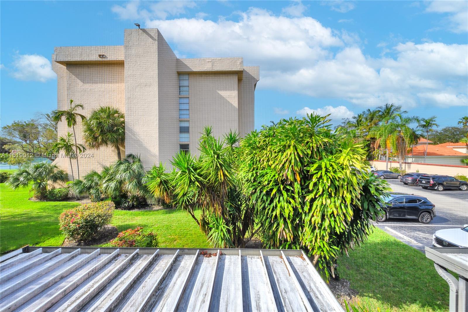 1001 Three Islands Blvd Unit: 41