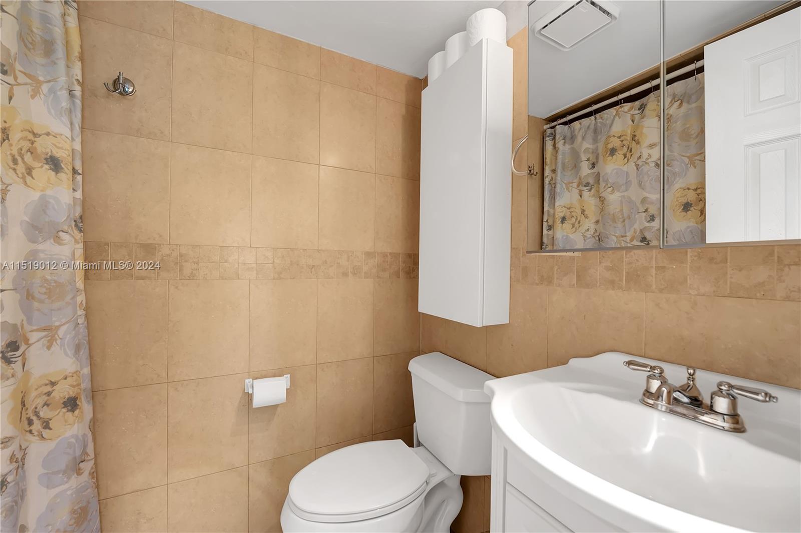 1001 Three Islands Blvd Unit: 41