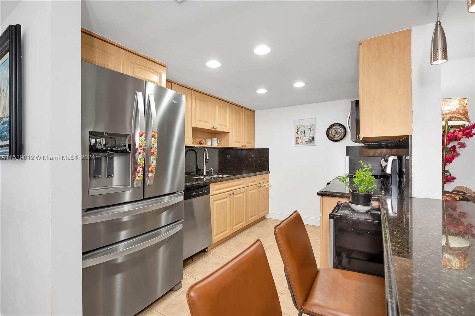 1001 Three Islands Blvd Unit: 41