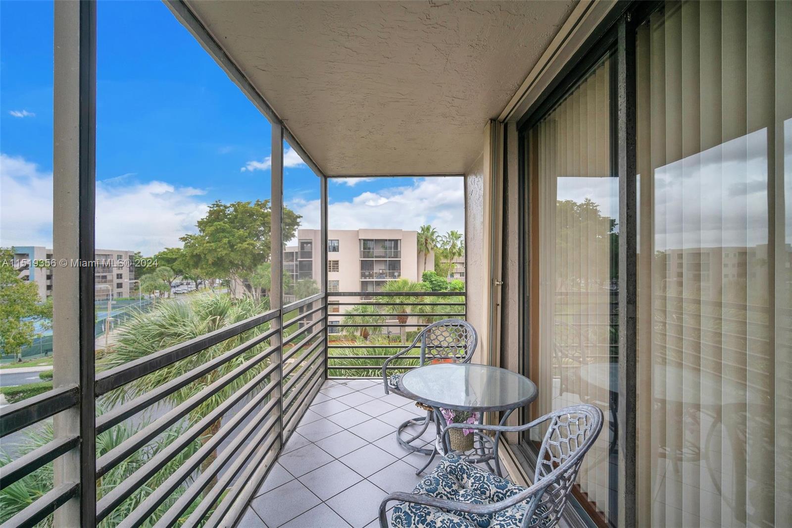 1000 Colony Point Cir Unit: 414