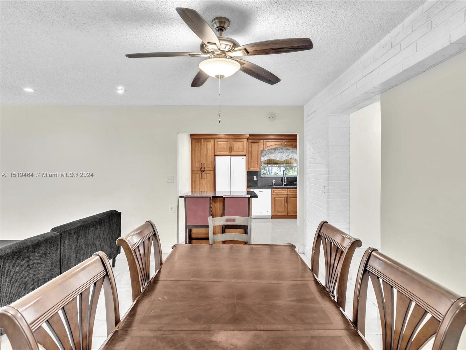 636 SW 4th Ct Unit: 636