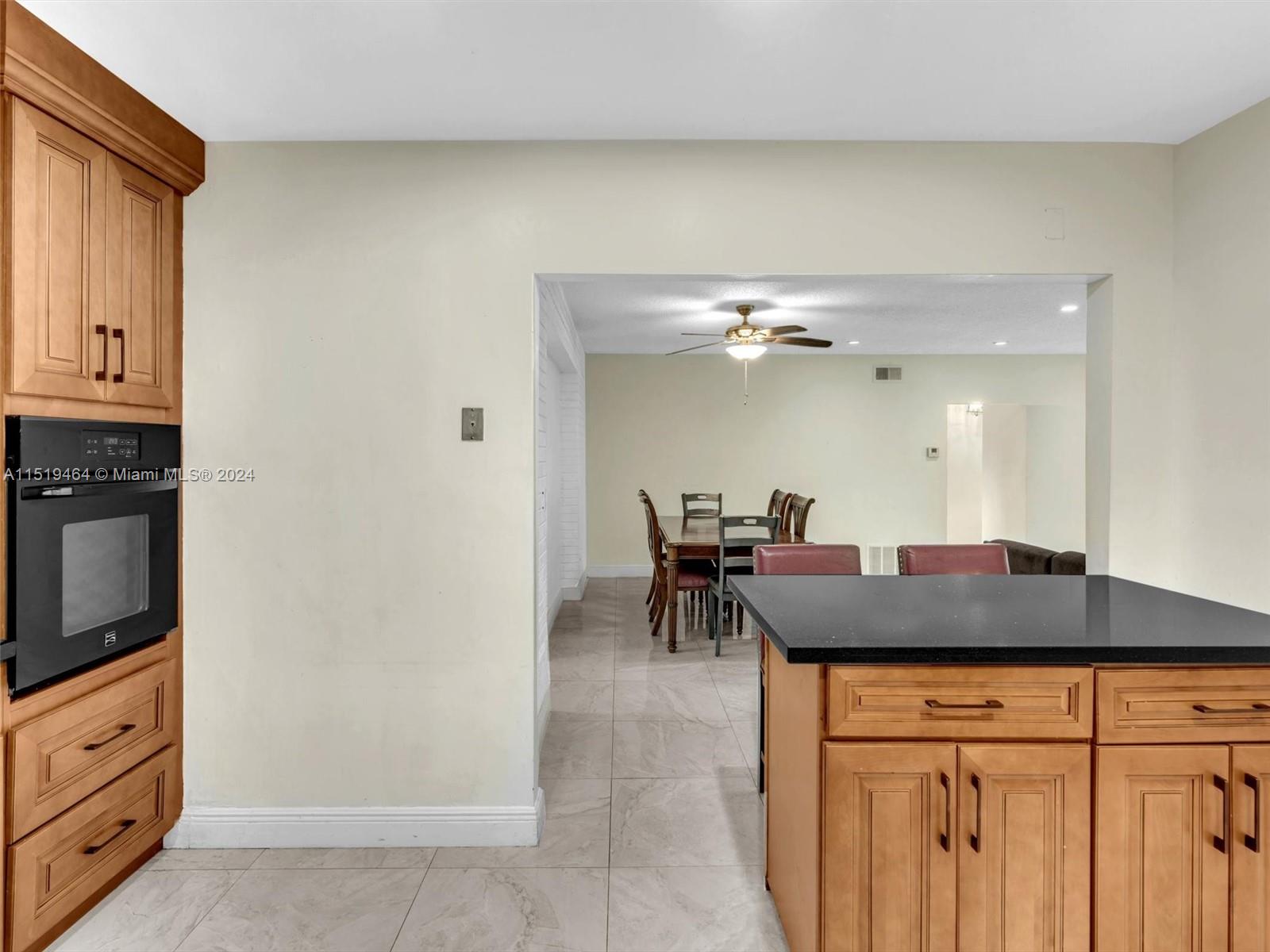 636 SW 4th Ct Unit: 636