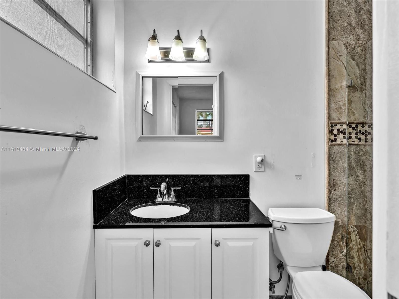 636 SW 4th Ct Unit: 636