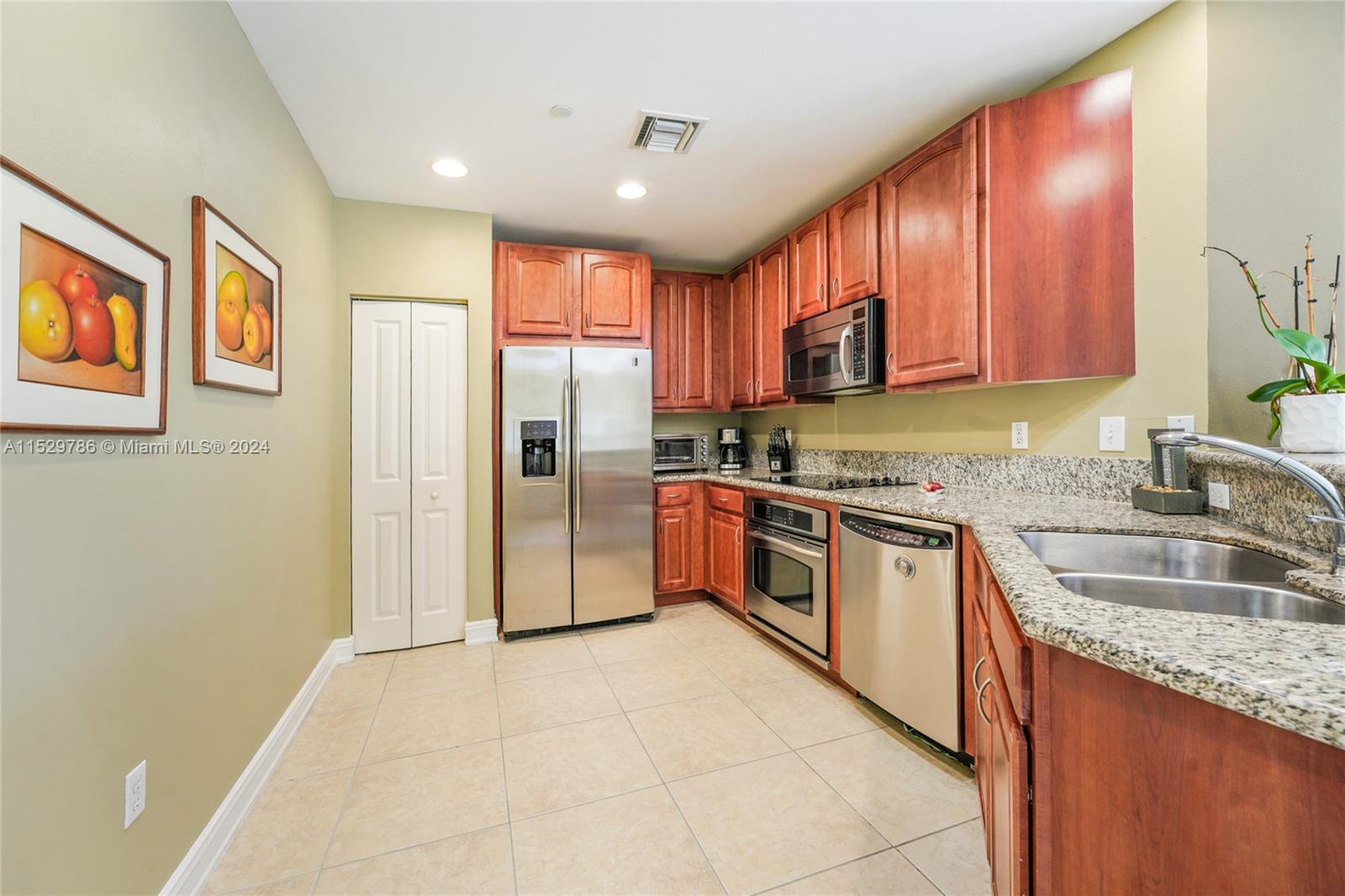 16101 Emerald Estates Dr Unit: 445