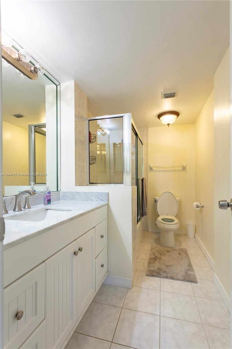 1200 NW 87th Ave # 212