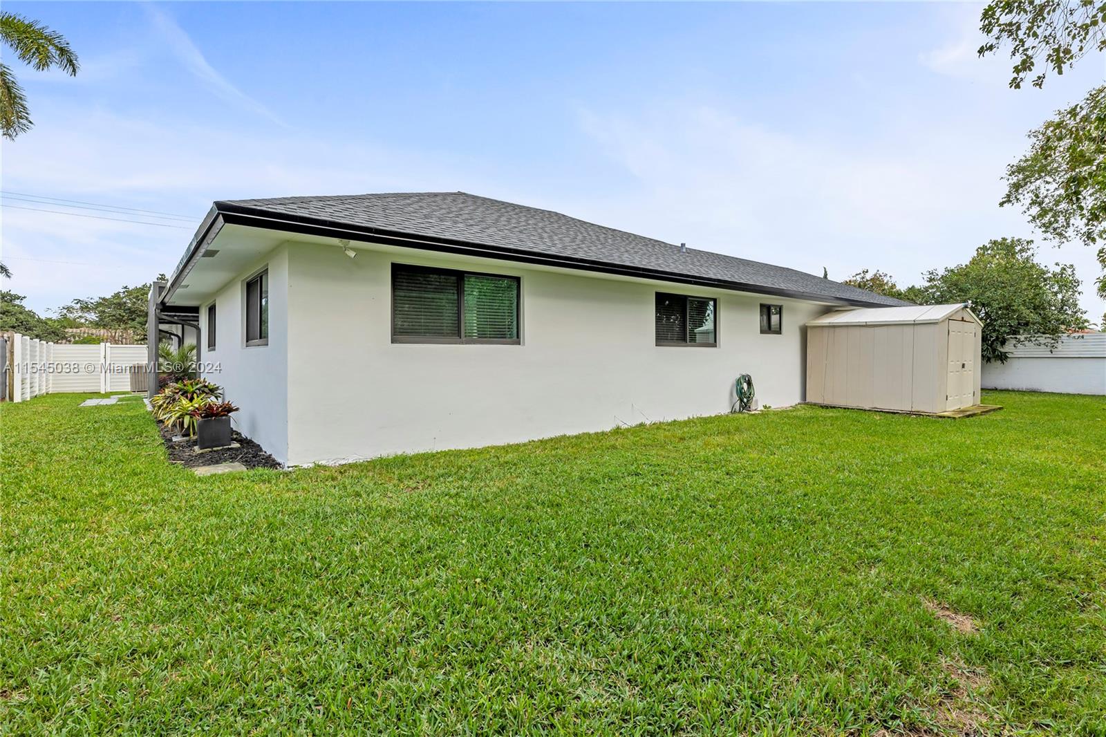 261 El Dorado Pkwy