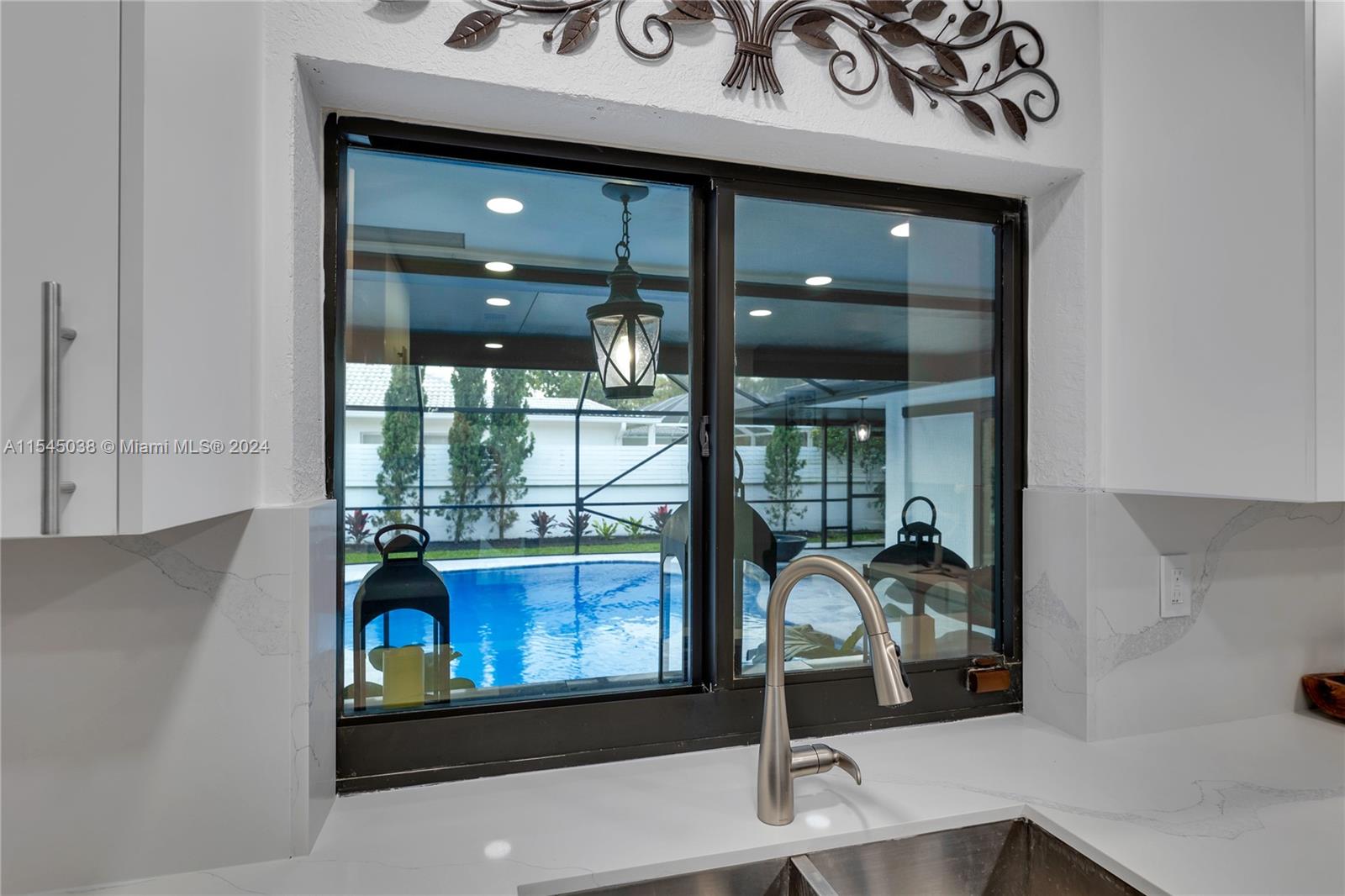 261 El Dorado Pkwy
