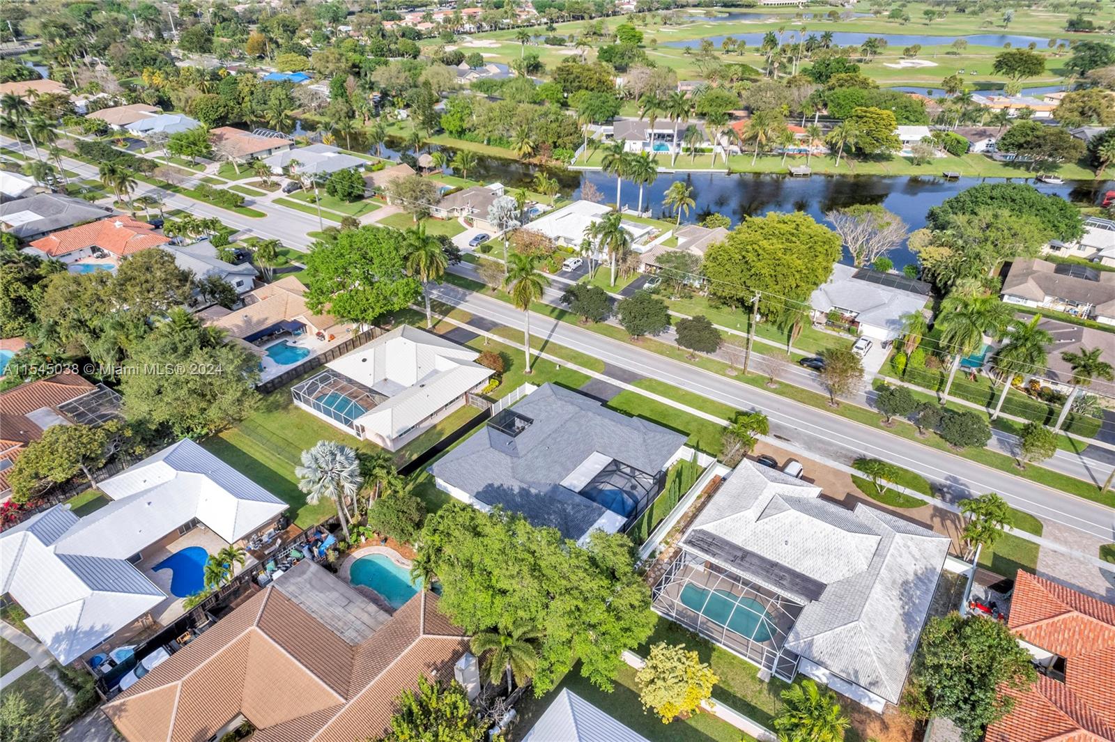 261 El Dorado Pkwy