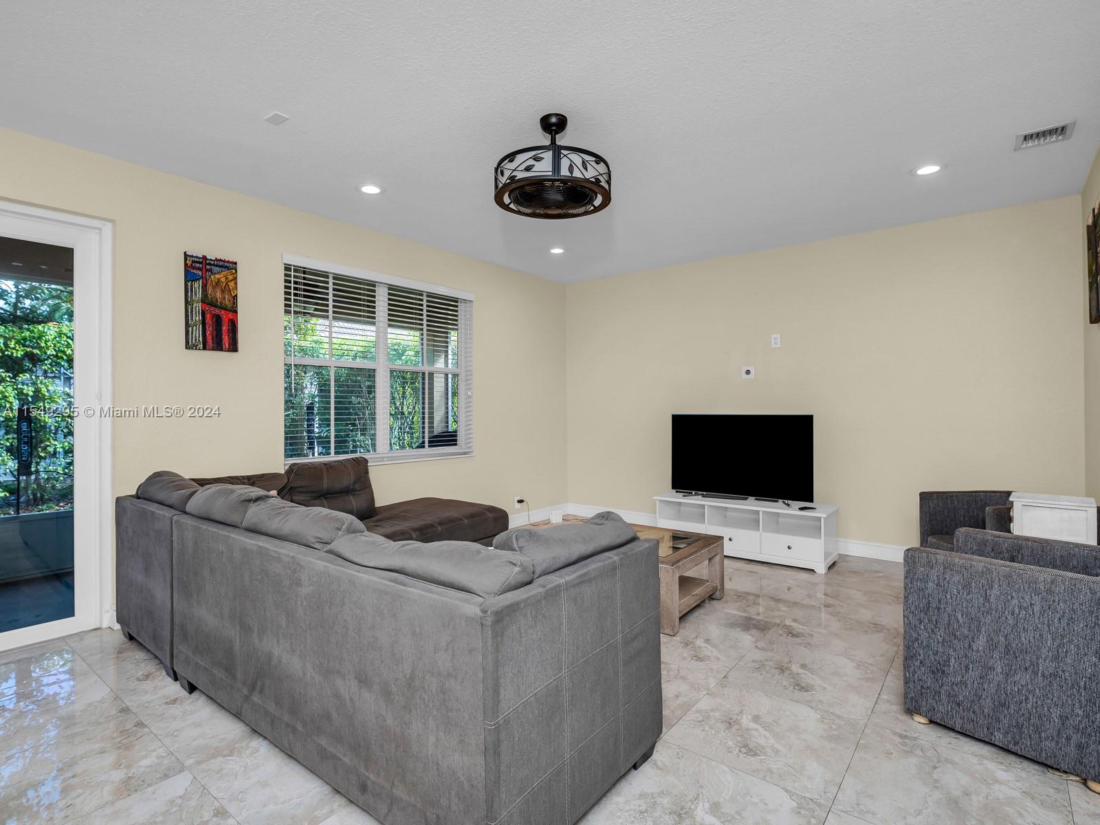 636 Bald Cypress Rd