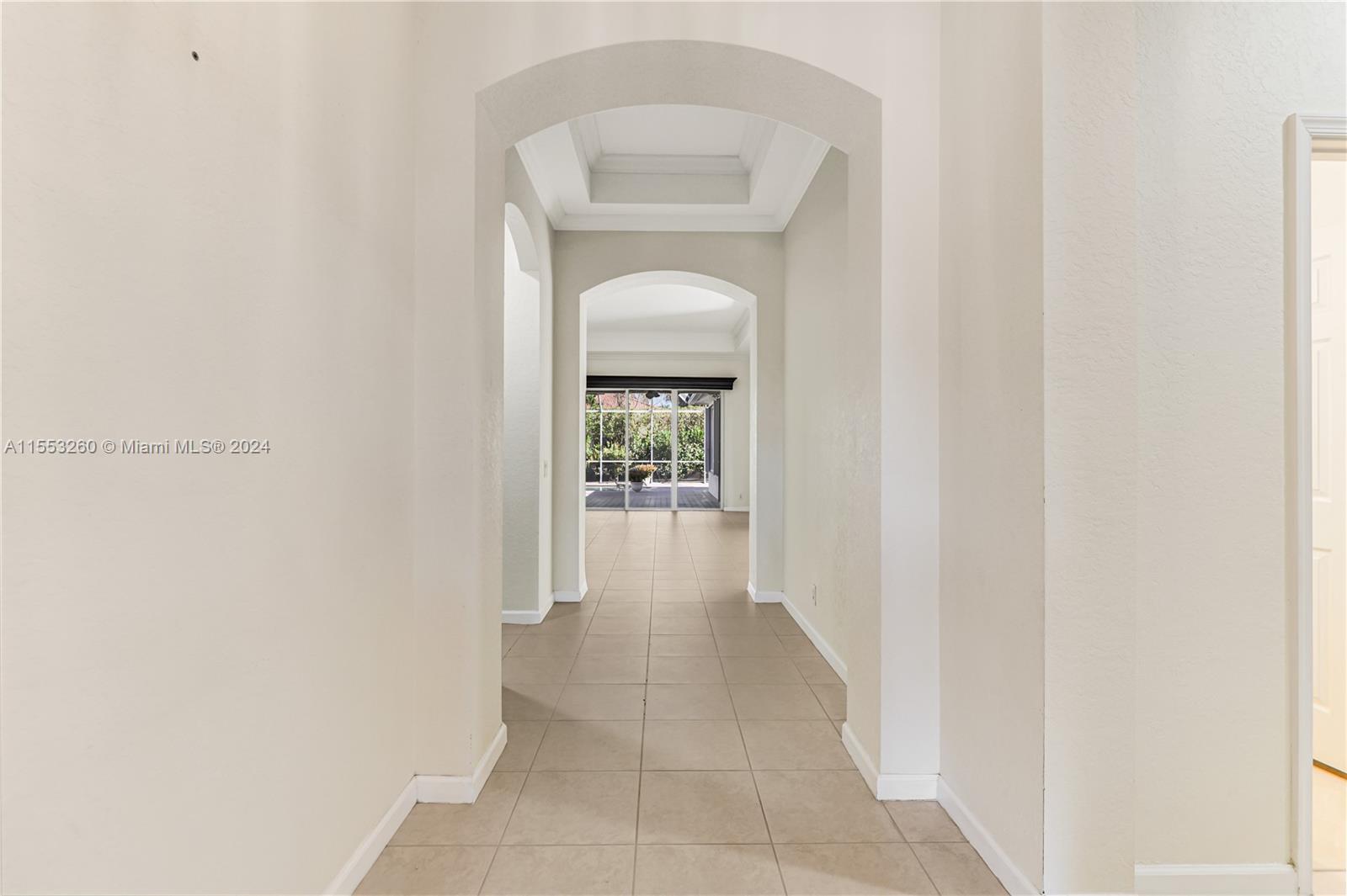 1935 Harbor View Cir