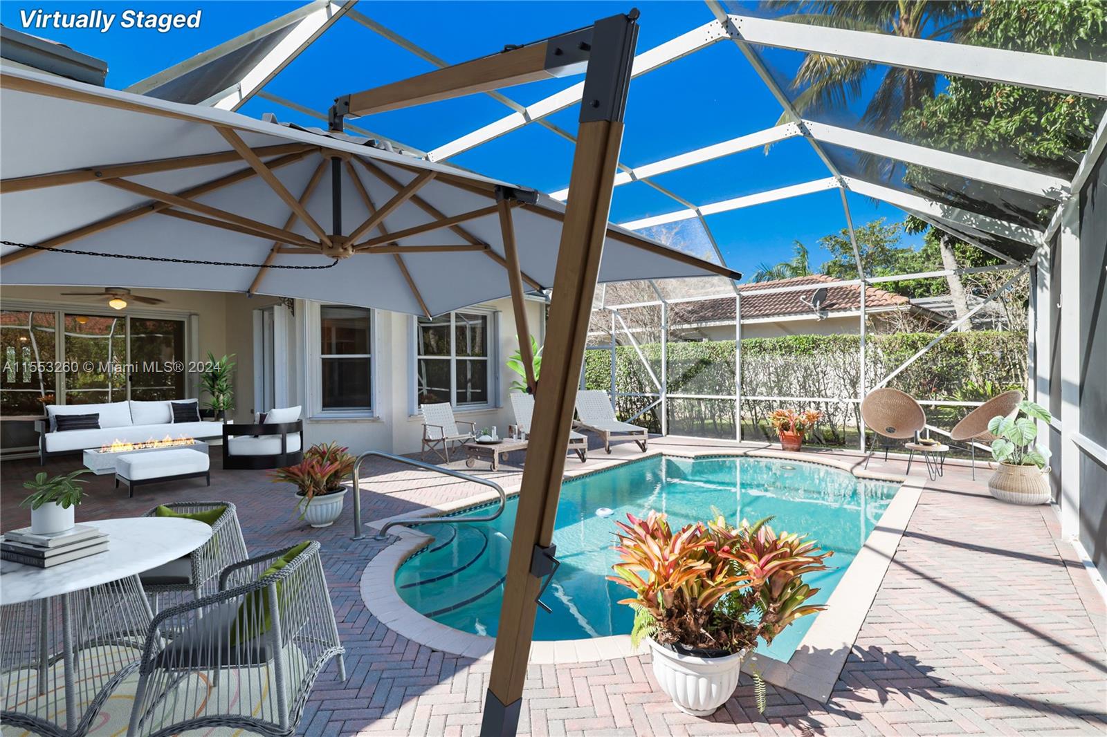 1935 Harbor View Cir
