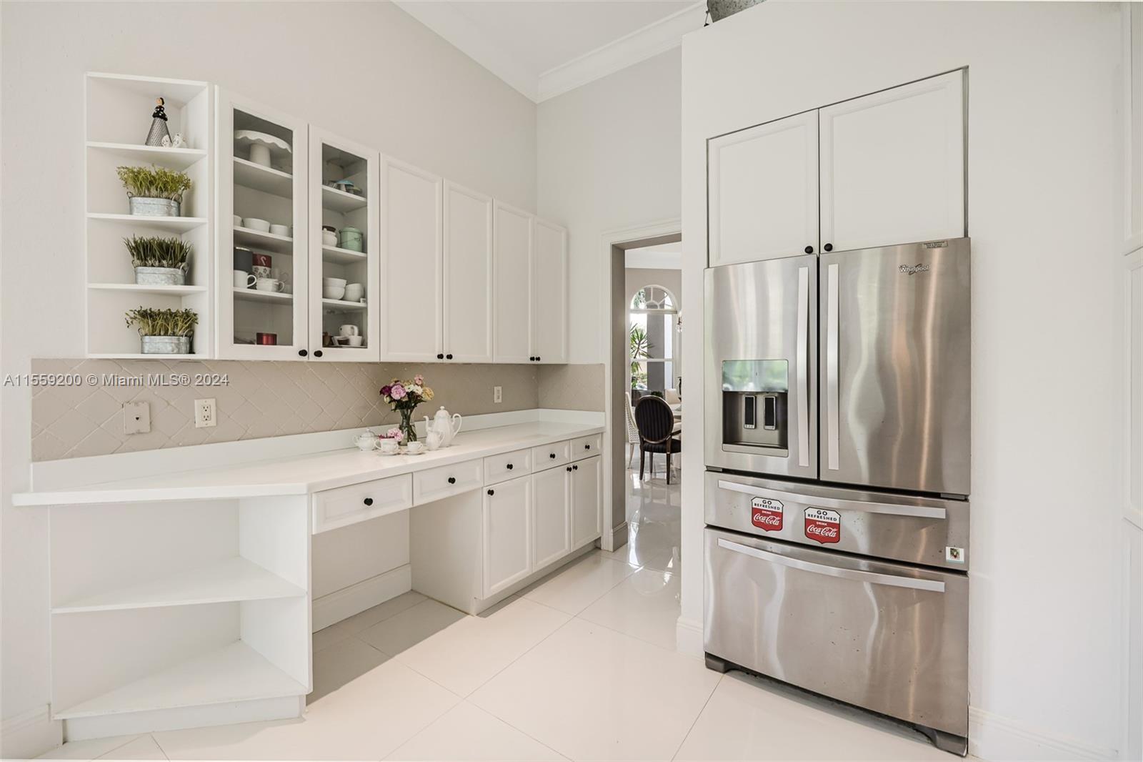 1611 Victoria Pointe Ln