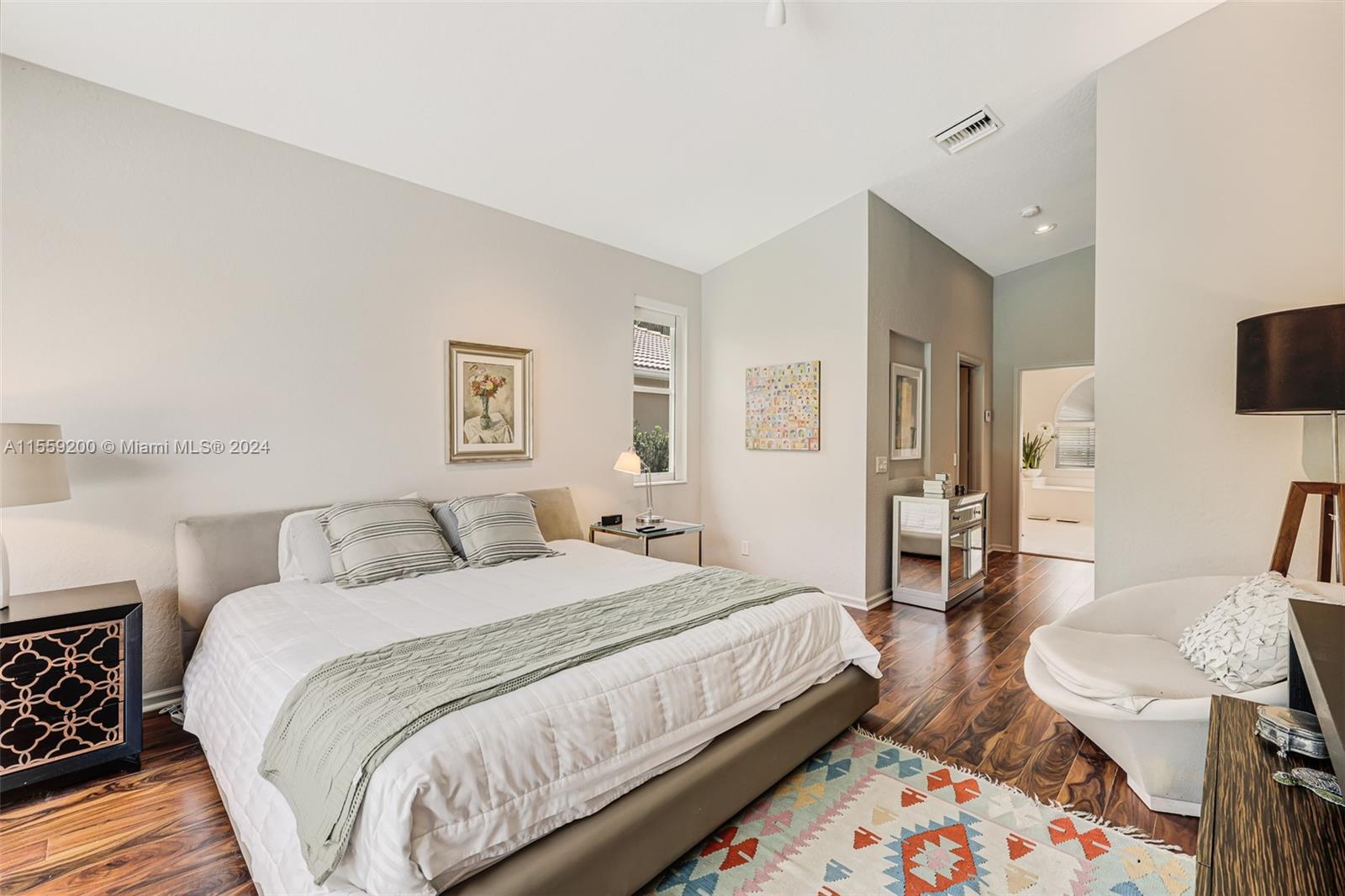 1611 Victoria Pointe Ln