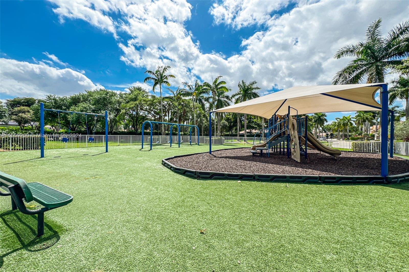 1611 Victoria Pointe Ln