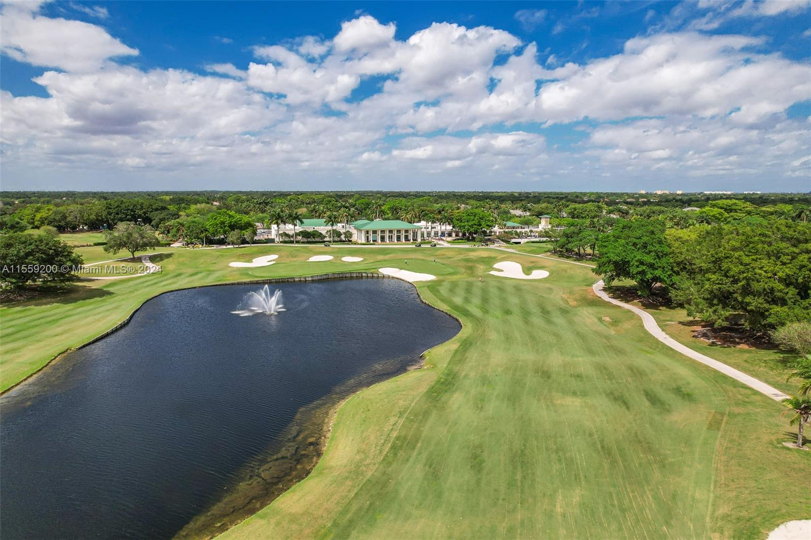 1611 Victoria Pointe Ln