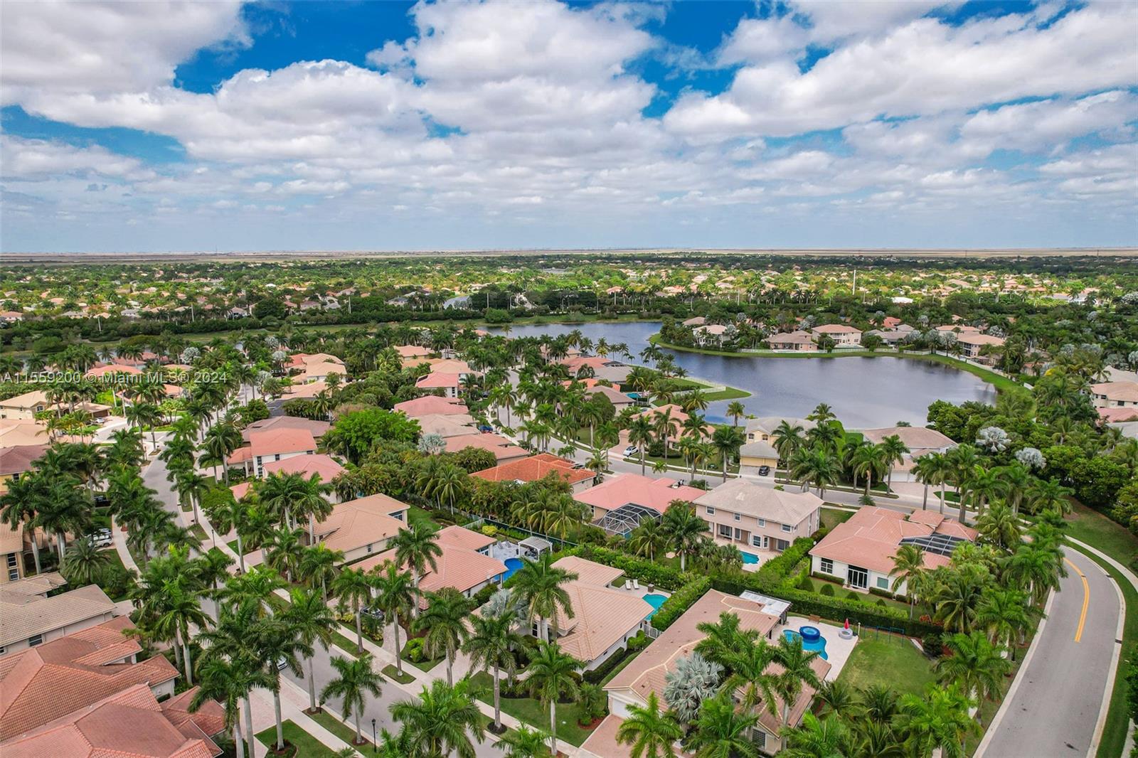 1611 Victoria Pointe Ln