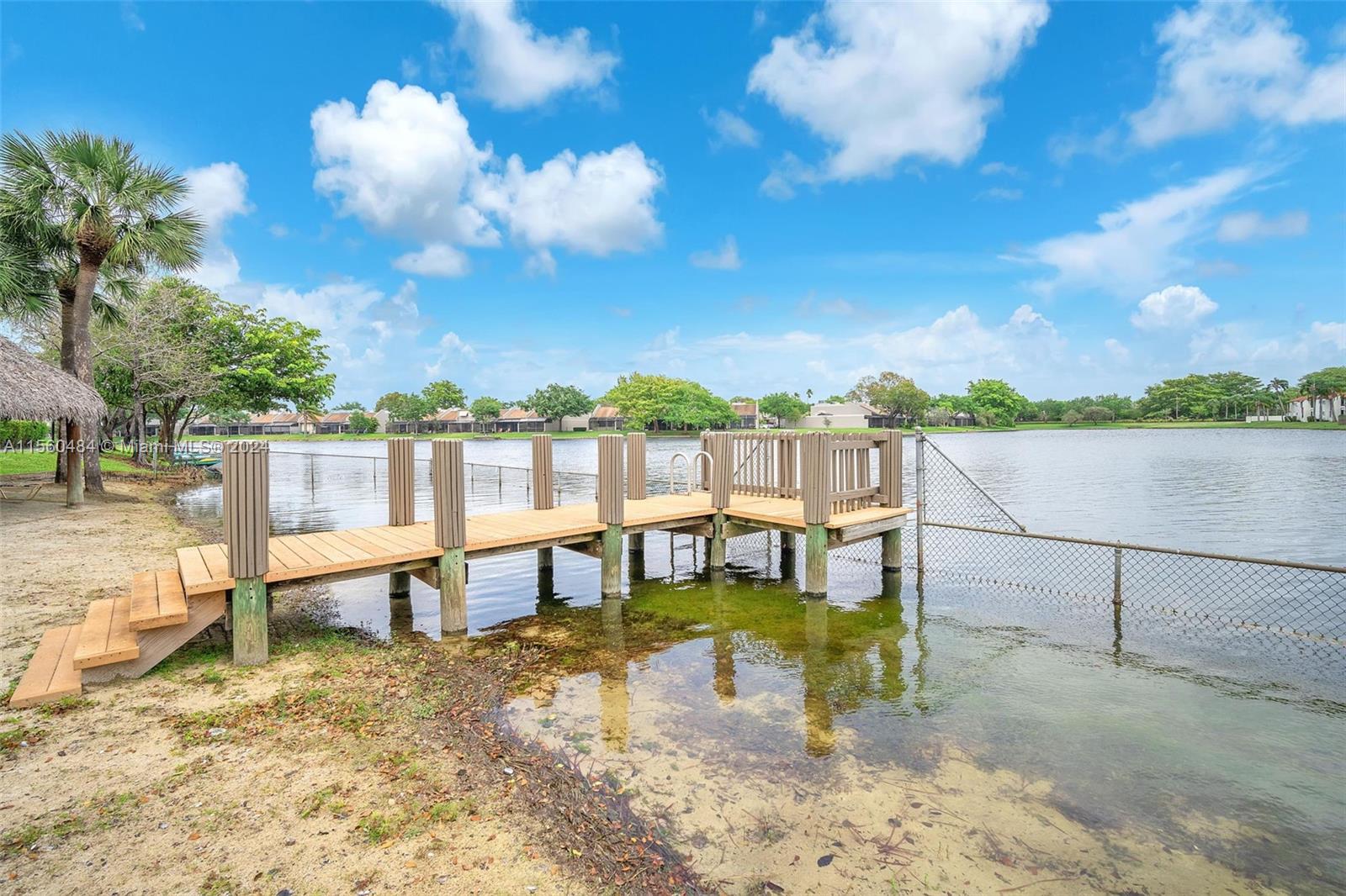 901 Colony Point Cir # 312