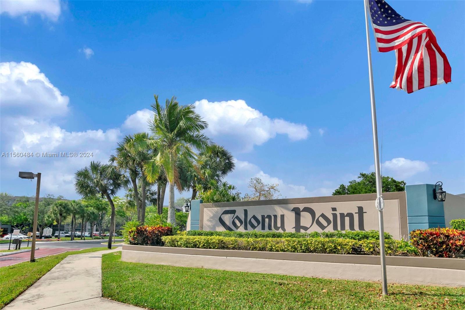 901 Colony Point Cir # 312