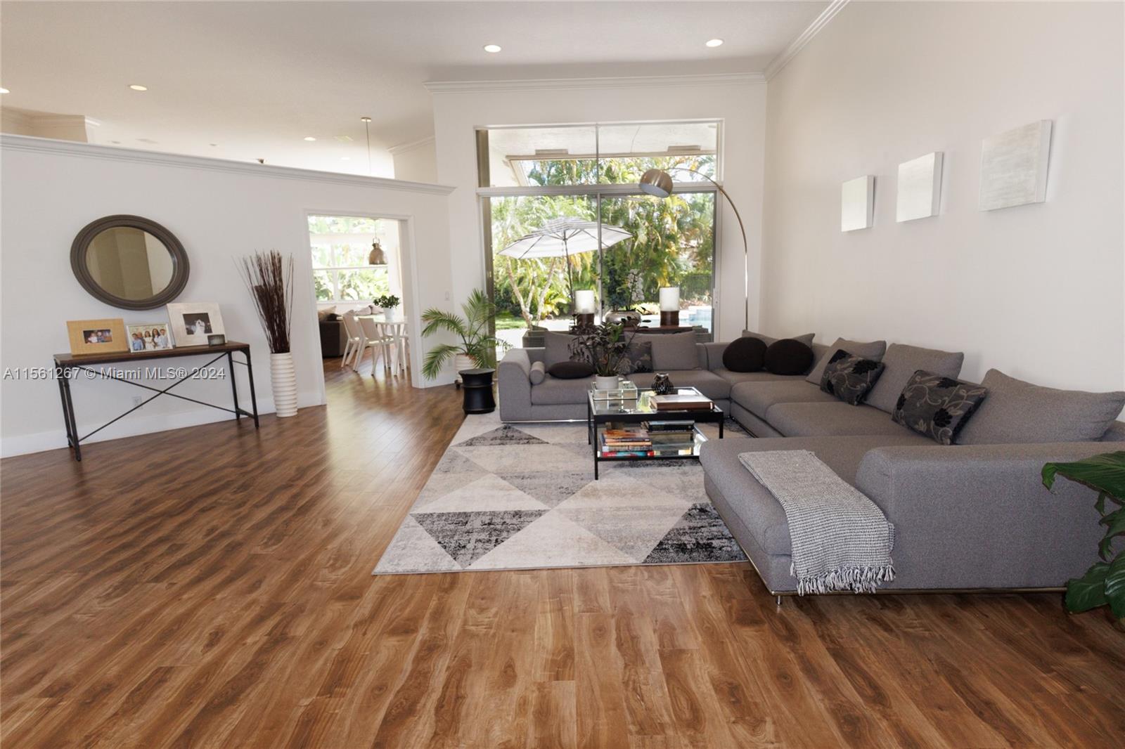 280 Landings Blvd