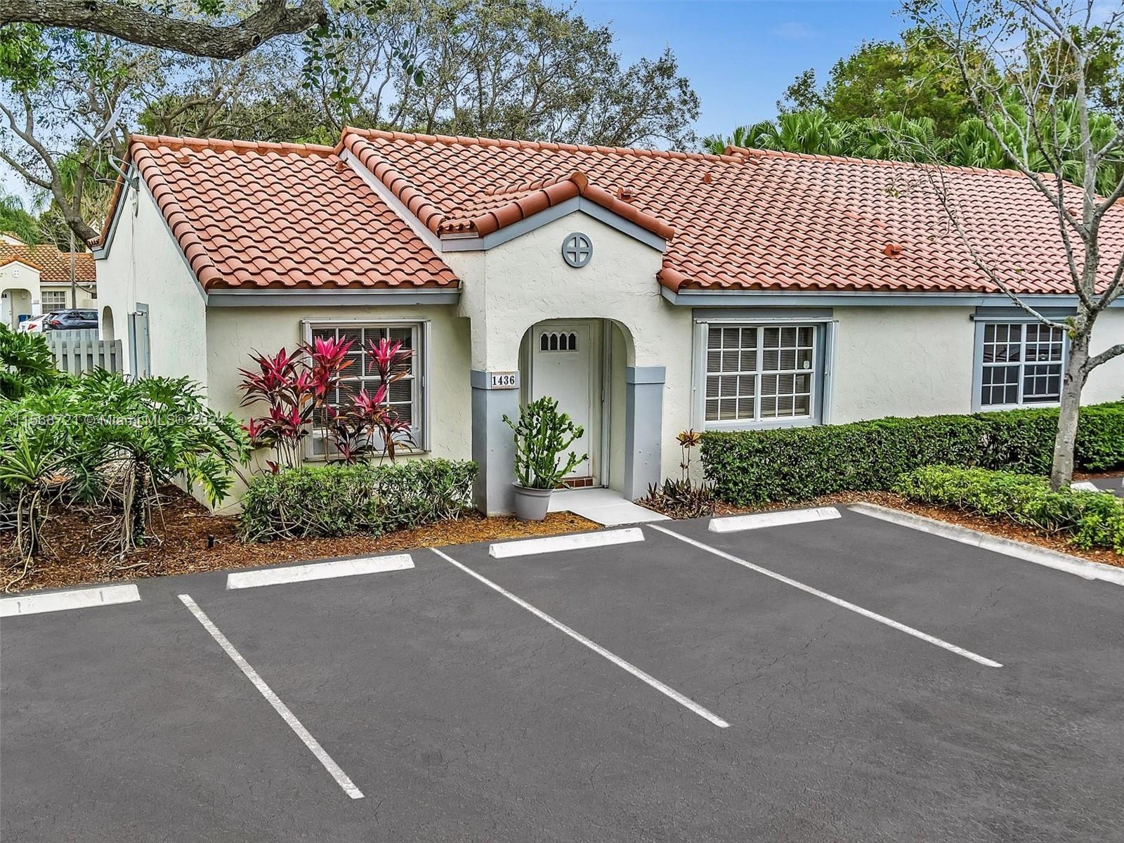 1436 Springside Dr