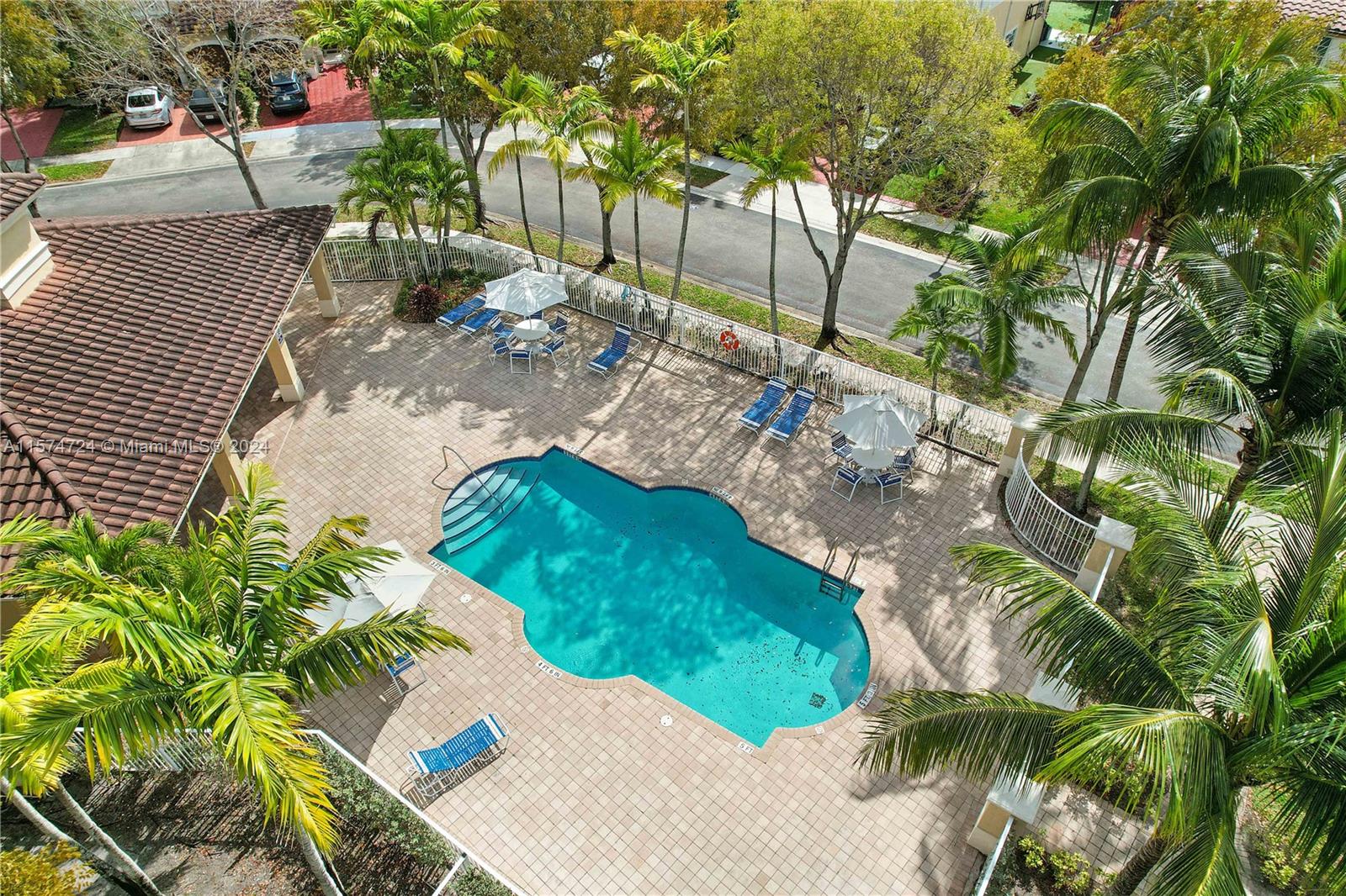 4934 SW 135th Ter # 4934