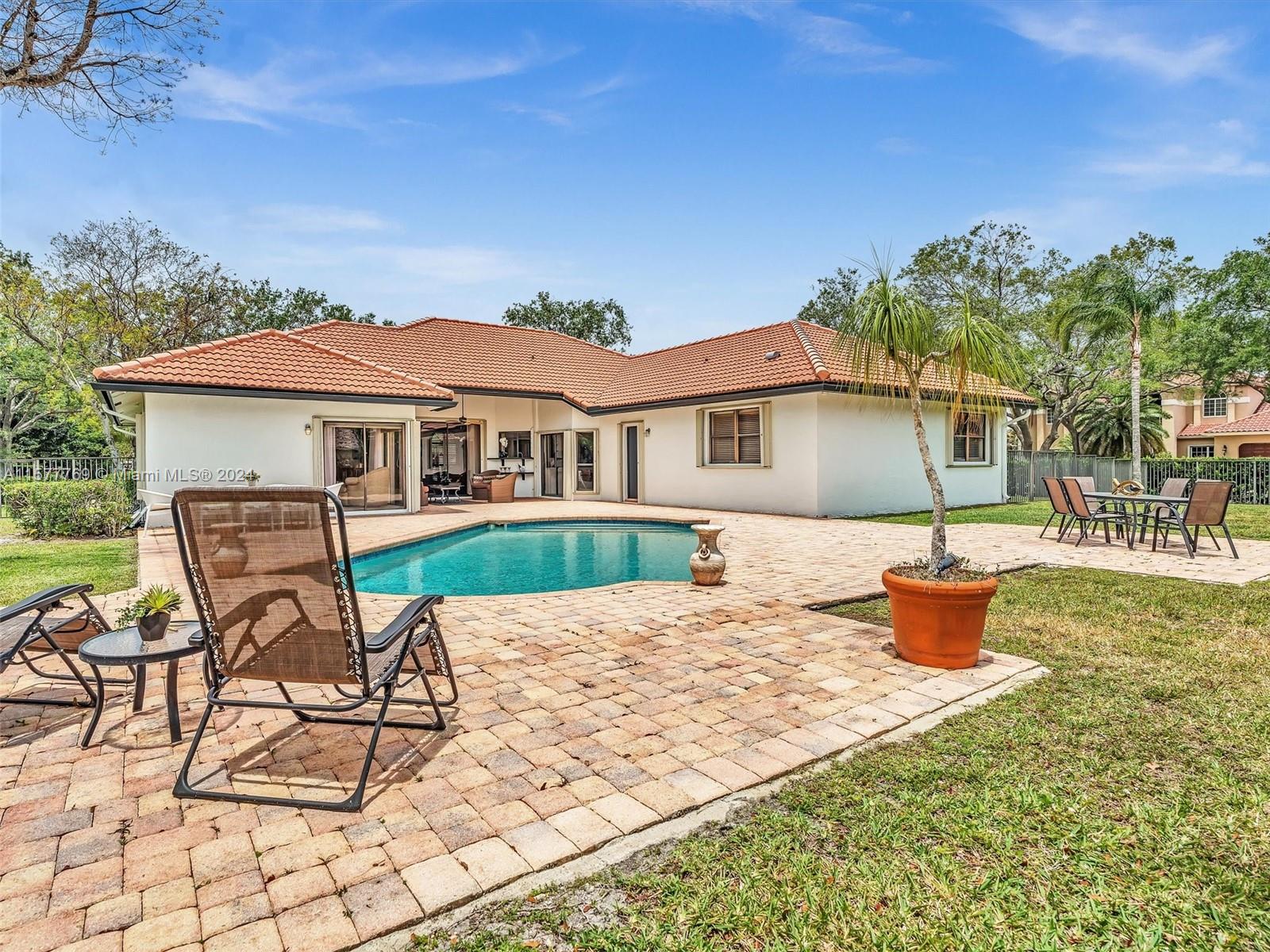 1225 Jasmine Cir