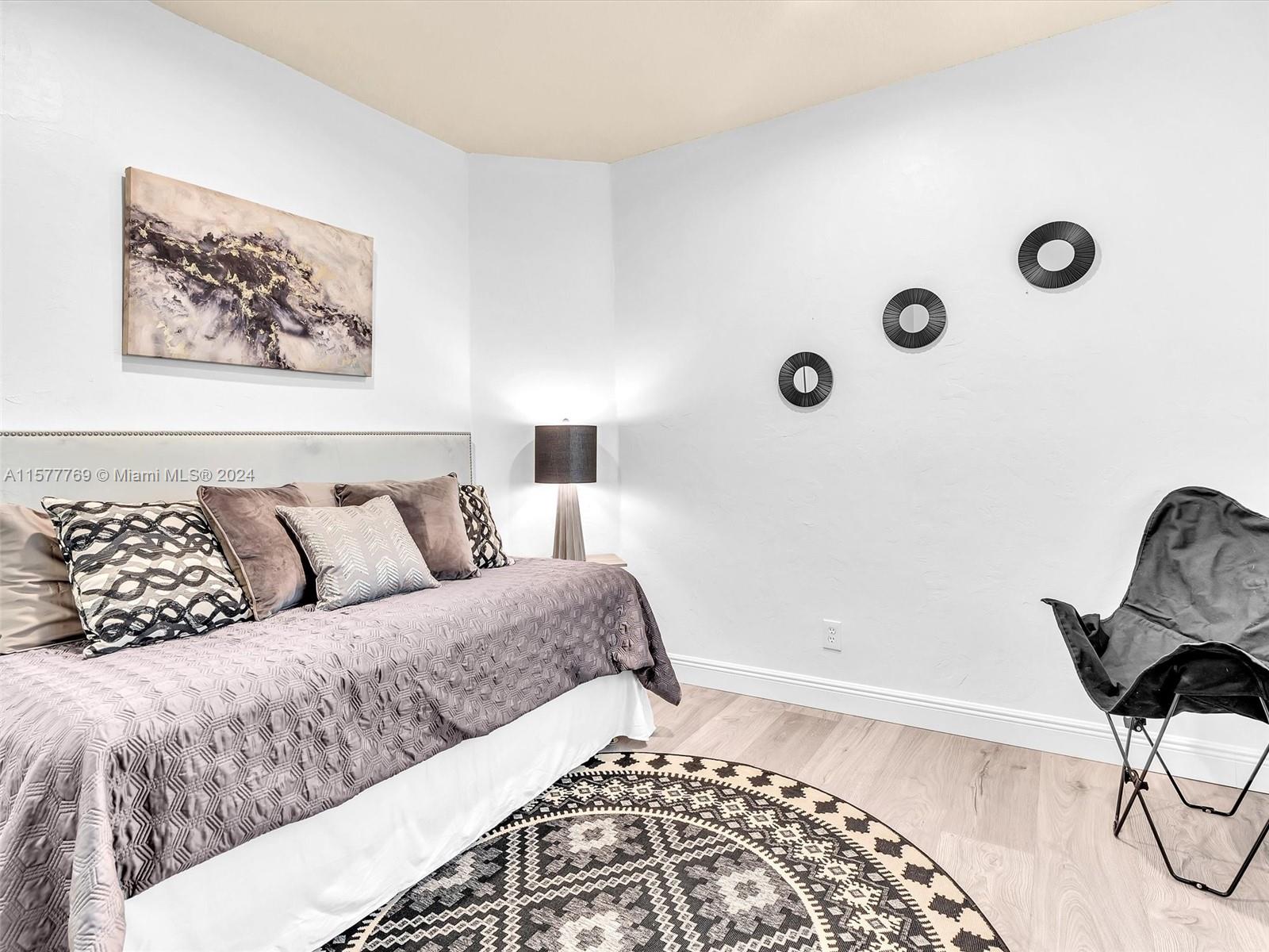 1225 Jasmine Cir