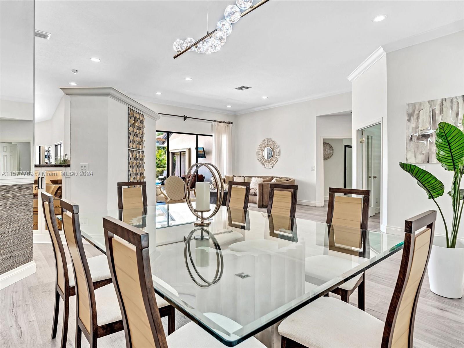 1225 Jasmine Cir