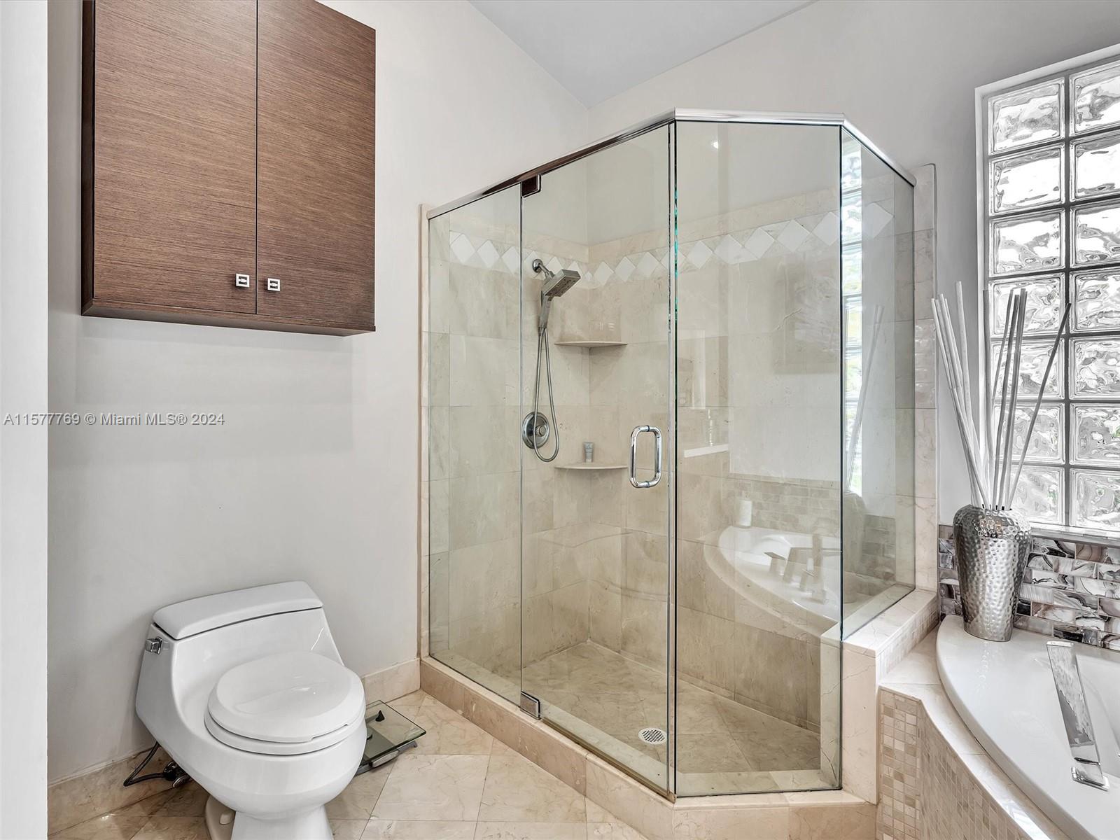 1225 Jasmine Cir