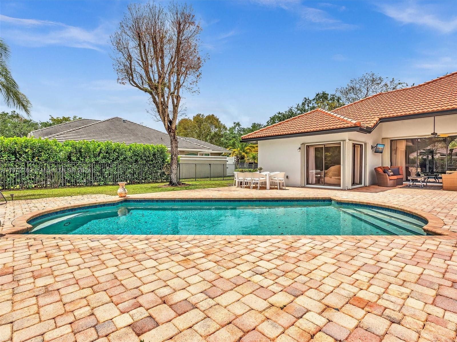 1225 Jasmine Cir