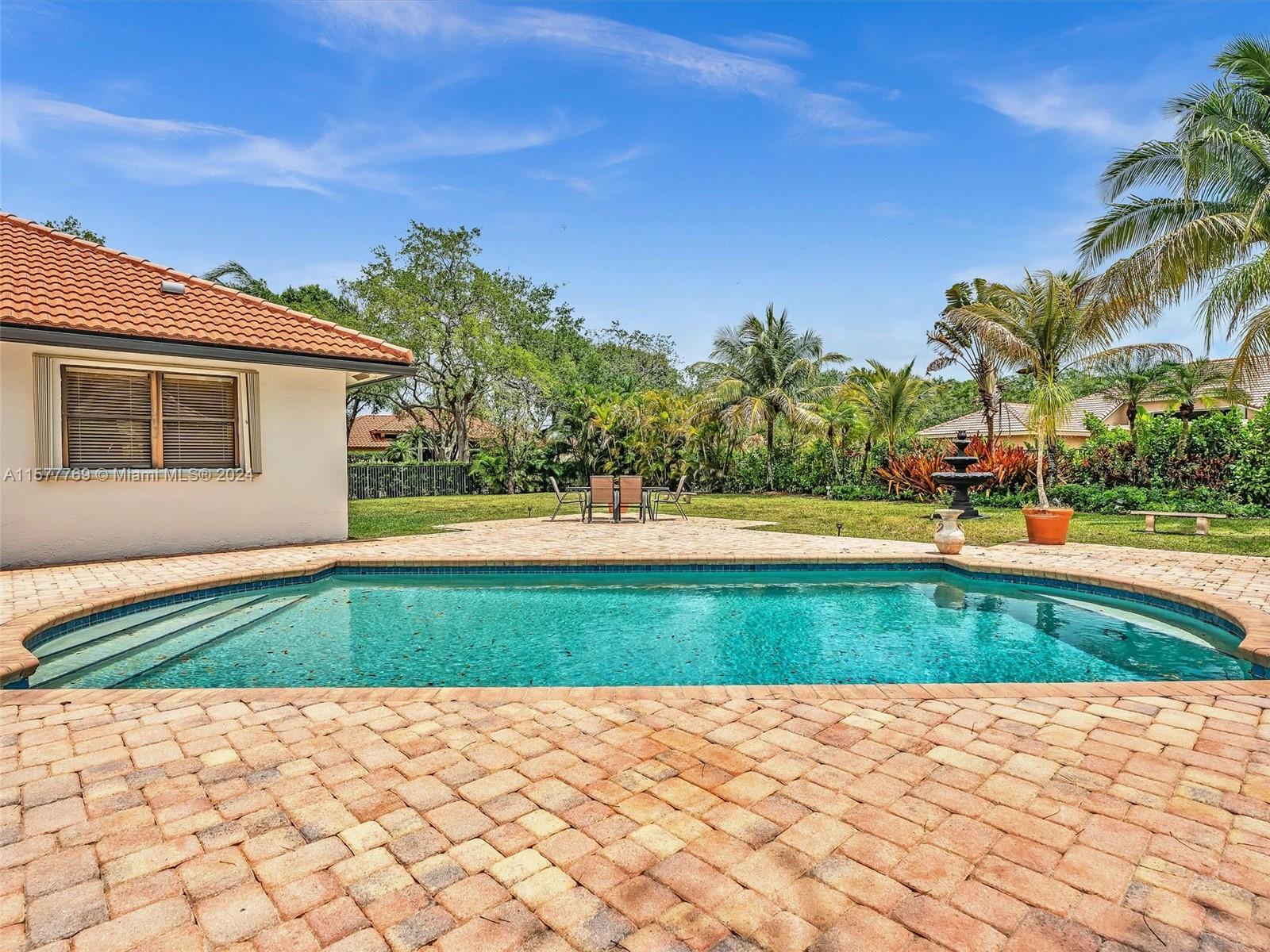 1225 Jasmine Cir