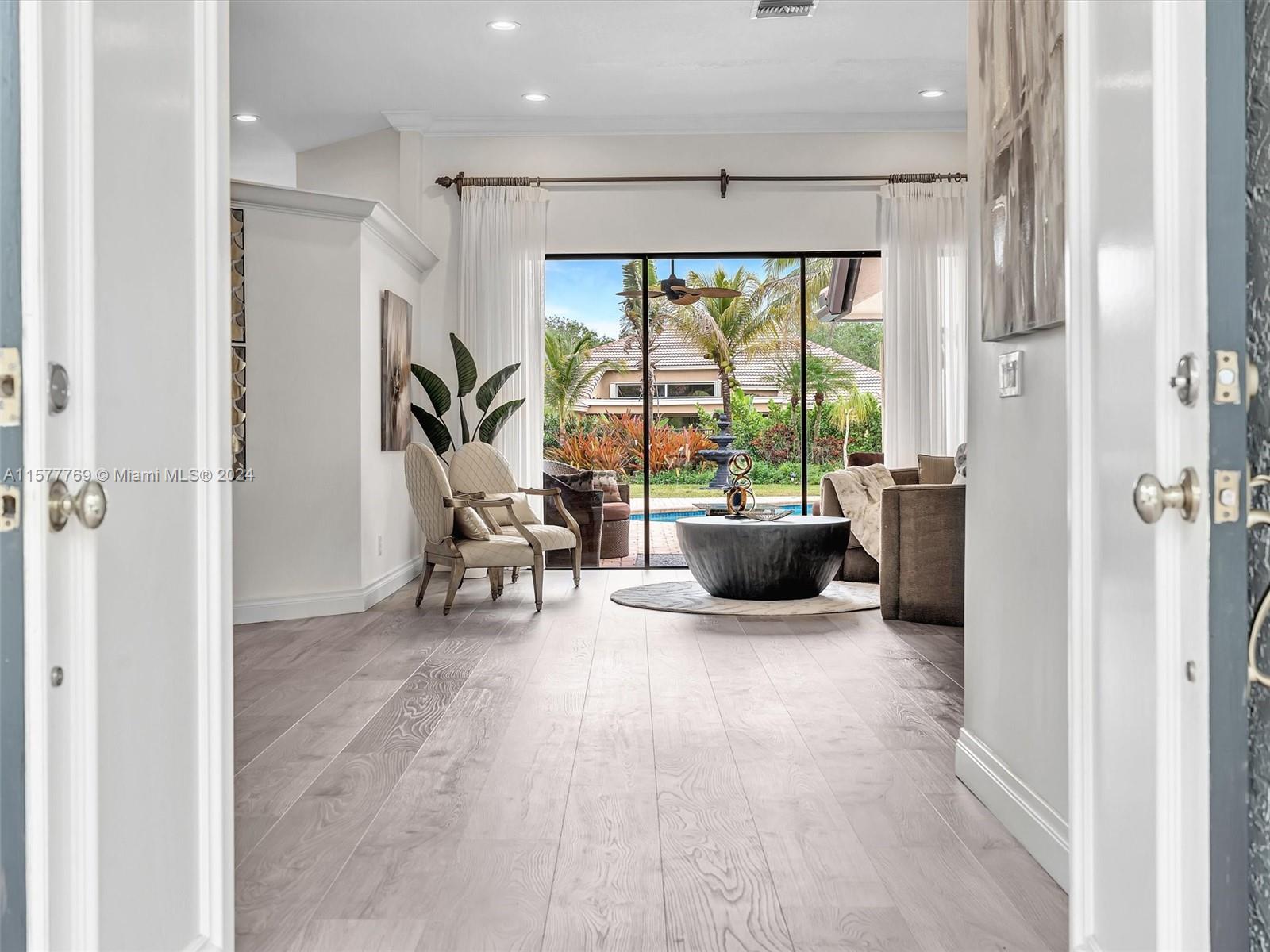1225 Jasmine Cir