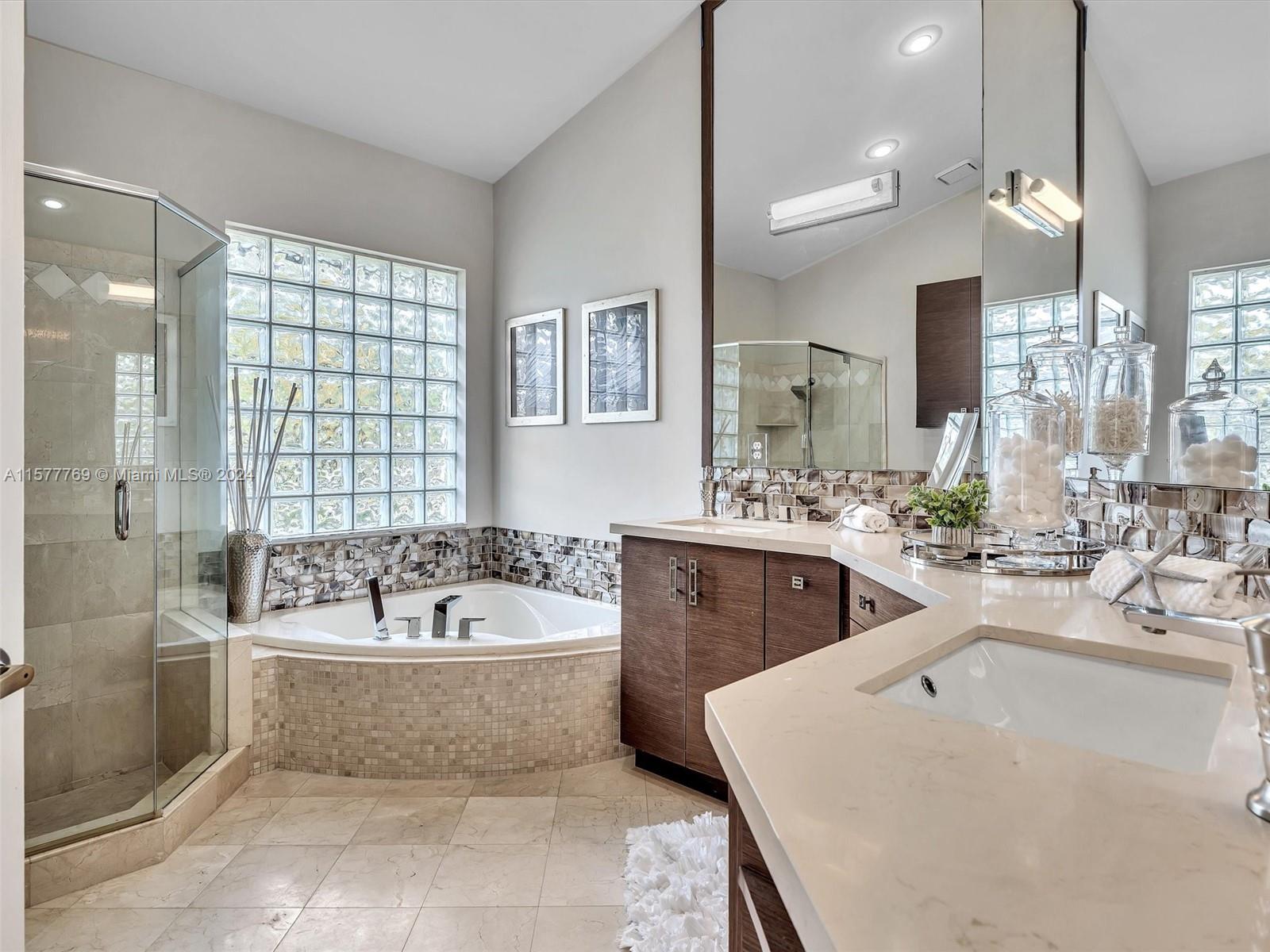 1225 Jasmine Cir