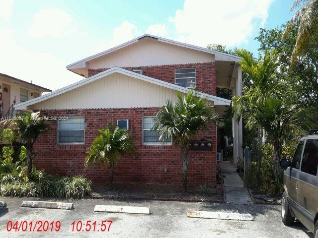 7340 NW 37th St # 4 Unit: 1-4