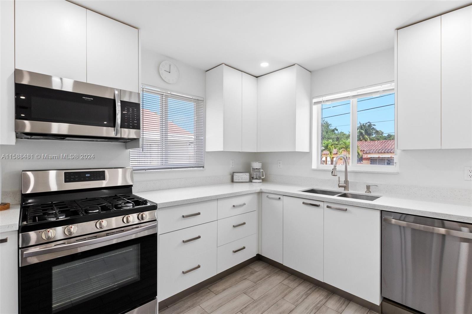 24 NW 50th St